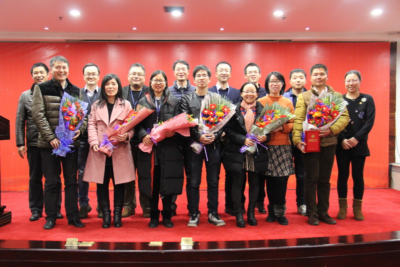 1548485324732904